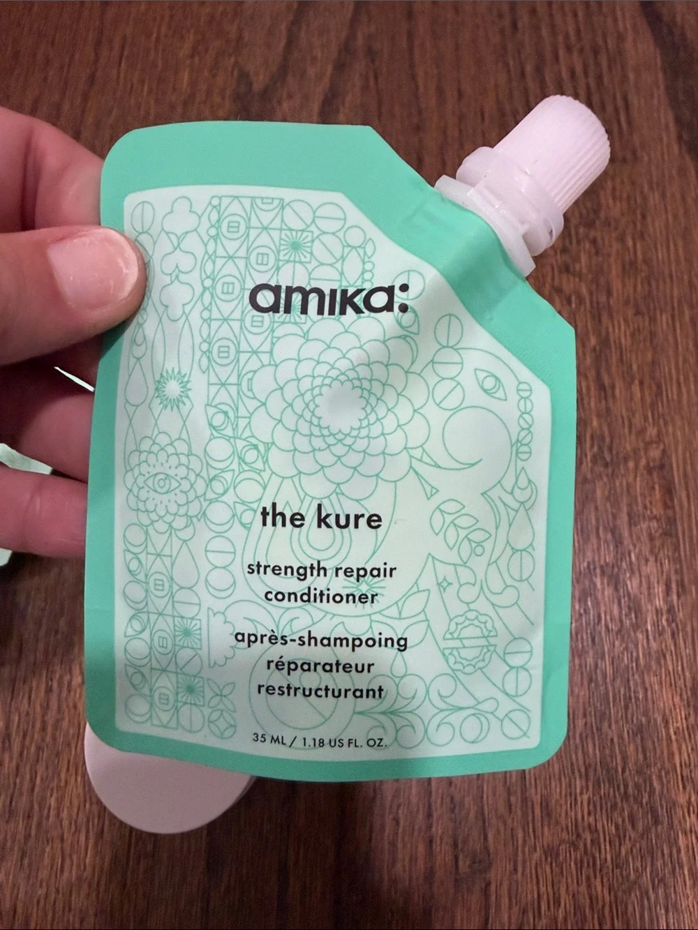Hair treatment-Amika Strength Repair Shampoo/Conditioner, beach wave spray, Ouai
